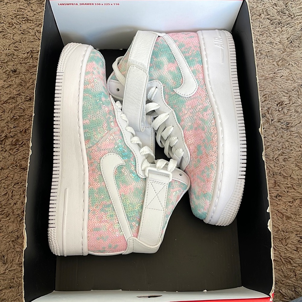 Nike women’s Air Force 1s